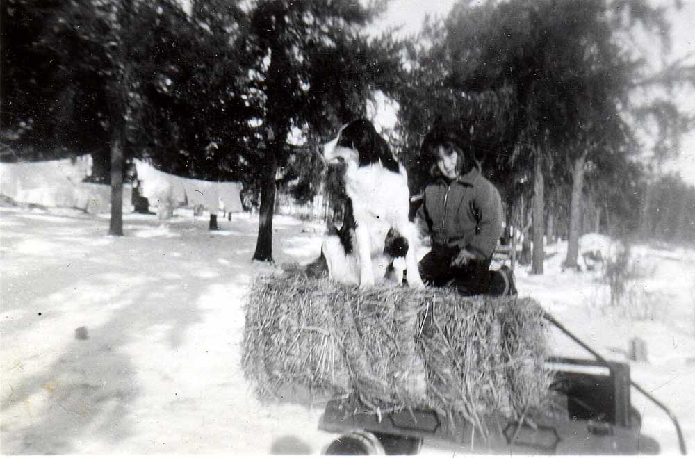 Louise and Shep on Wagon